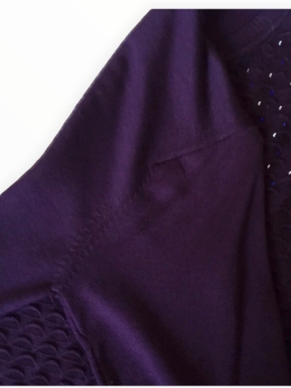 🔴 Elegantly Embellished Eggplant Knit Top- One Size - Picture 5 of 11